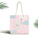 Pembe Zemin Mavi Bulut ve Gri Ay Tasarımlı Bebek Odası Kumaş Plaj Çantası Realhomes