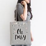 - Canta-4497-1 - Realhomes Gri Zemin Oh Baby Yazılı Özel Tasarımlı Dijital Baskılı Çocuk Odası Kumaş Plaj Çantası Realhomes