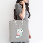 - Canta-4614-1 - Realhomes Gri Zemin Sevimli Baykuş Desenli Özel Tasarımlı Dijital Baskılı Çocuk Odası Kumaş Plaj Çantası Realhomes