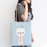 - Canta-4706-1 - Realhomes Mavi Zeminde Uyuyan Sevimli Ayıcık Dijital Baskılı Çocuk Odası Kumaş Plaj Çantası Realhomes