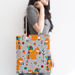 - Canta-4891-1 - Realhomes Realhomes Gri Zeminde Fındık Kurdu Sincap Dijital Baskılı Kumaş Plaj Çantası Realhomes