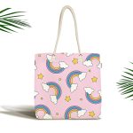- Canta-4902 - Realhomes Realhomes Pembe Zeminde Gökkuşağı Dijital Baskılı Kumaş Plaj Çantası Realhomes