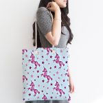 - Canta-4940-1 - Realhomes Realhomes Mavi Zeminde Pembe Yıldız Dijital Baskılı Kumaş Plaj Çantası Realhomes