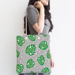 Realhomes Gri Zeminde Yapraklar Dijital Baskılı Kumaş Plaj Çantası Realhomes