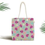 - Canta-4956 - Realhomes Gri Zeminde Uğurböceği Motifli Dijital Baskılı Özel Tasarım Kumaş Plaj Çantası Realhomes