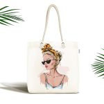 - Canta-5107 - Realhomes Güneş Gözlüklü Genç Kadın Desenli Modern Kumaş Plaj Çantası Realhomes