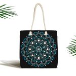 - Canta-5130 - Realhomes Siyah Zeminde Mavi Boncuklu Mandala Kumaş Plaj Çantası Realhomes