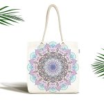 Beyaz Zeminde Açık Renkte Mandala Kumaş Plaj Çantası Realhomes