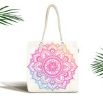 Beyaz Zeminde Pembe Mavi Mandala Desenli Özel Tasarım Kumaş Plaj Çantası Realhomes