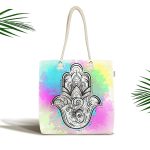 - Canta-5206 - Realhomes Gökkuşağı Zeminde Fatma Ana Eli Temalı Özel Tasarım Kumaş Plaj Çantası Realhomes