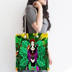 - Canta-5218-1 - Realhomes Tropik Yapraklar İçerisinde Frida Motifli Dijital Baskılı Kumaş Plaj Çantası Realhomes