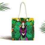 - Canta-5218 - Realhomes Tropik Yapraklar İçerisinde Frida Motifli Dijital Baskılı Kumaş Plaj Çantası Realhomes