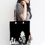 - Canta-5232siyah-1 - Realhomes Realhomes Siyah Zeminde Siyah Ağaç Tasarımlı Kumaş Plaj Çantası Realhomes