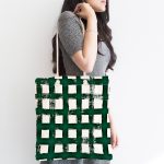 - Canta-5236koyuyesil-1 - Realhomes Koyu Yeşil Geometrik Kare Motifli Kumaş Plaj Çantası Realhomes