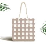 Vizon Zeminde Geometrik Kare Motifli Kumaş Plaj Çantası Realhomes