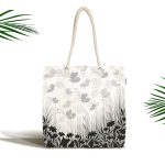 - Canta-5238 - Realhomes Realhomes Siyah Çiçekler Üzerinde Kelebek Motifli Özel Tasarım Kumaş Plaj Çantası Realhomes