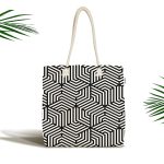 - Canta-5243 - Realhomes Siyah Beyaz Geometrik Çizim Dijital Baskılı Kumaş Plaj Çantası Realhomes