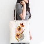 - Canta-5280-1 - Realhomes Beyaz Zemin Üzerinde Kurumuş Çiçek Motifli Kumaş Plaj Çantası Realhomes