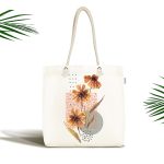 - Canta-5280 - Realhomes Beyaz Zemin Üzerinde Kurumuş Çiçek Motifli Kumaş Plaj Çantası Realhomes