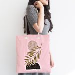 - Canta-5316pembe-1 - Realhomes Pembe Zemin Üzerinde Soyut Çizim Ay Ve Yaprak Motifli Kumaş Plaj Çantası Realhomes