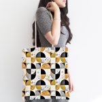 - Canta-5319-1 - Realhomes Geometrik Mermer Desenli Altın Motifli Özel Tasarım Kumaş Plaj Çantası Realhomes