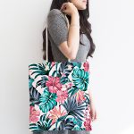 Pembe Zeminde Canlı Tropik Yaprakları Dijital Baskılı Kumaş Plaj Çantası Realhomes