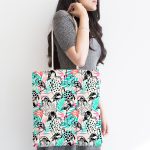 Renkli Yapraklar Üzerinde Flamingo Motifli Kumaş Plaj Çantası Realhomes