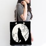 - Canta-5428-1 - Realhomes Siyah Zemin Üzerinde Kurt Desenli Kumaş Plaj Çantası Realhomes