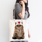 - Canta-5624-1 - Realhomes Hemşire Şapkalı Sevimli Kedi Dijital Baskılı Kumaş Plaj Çantası Realhomes