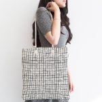 - Canta-5763-1 - Realhomes Siyah Beyaz Damalı Kumaş Plaj Çantası Realhomes