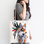 Beyaz Zeminde Suluboya Kurt Desenli Kumaş Plaj Çantası Realhomes