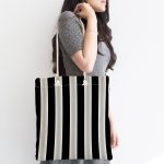 - Canta-6755-1 - Realhomes Siyah Gri Düz Çizgiler Özel Tasarımlı Kumaş Plaj Çantası Realhomes