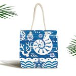 - Canta-7111 - Realhomes Mavi Zeminli Deniz Feneri Desenli Dijital Baskılı Kumaş Plaj Çantası Realhomes