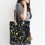 - Canta-7203-1 - Realhomes Siyah Zeminde Gold Detaylı Çizim Dijital Baskılı Kumaş Plaj Çantası Realhomes