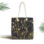 - Canta-7203 - Realhomes Siyah Zeminde Gold Detaylı Çizim Dijital Baskılı Kumaş Plaj Çantası Realhomes