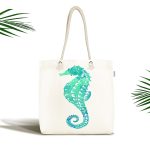 Beyaz Zeminde Yeşil Renkli Deniz Atı Desenli Dijital Baskılı Kumaş Plaj Çantası Realhomes