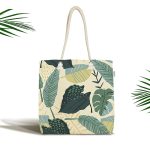 - Canta-7245 - Realhomes Soft Renkli Zemin Üzerinde Koyu Renkli Yaprak Desenli Dijital Baskılı Kumaş Plaj Çantası Realhomes