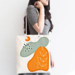 Beyaz Zemin Üzerinde Onedraw Çizimli Yaprak Motifli Dijital Baskılı Kumaş Plaj Çantası Realhomes