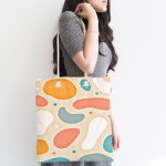 - Canta-7386-1 - Realhomes Hardal Zemin Üzerinde Onedraw Çizimli Oval Desenler Dijital Baskılı Kumaş Plaj Çantası Realhomes