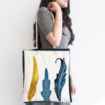 Beyaz Zeminde Renkli Yaprak Desenli Dijital Baskılı Kumaş Plaj Çantası Realhomes