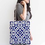 Beyaz Zeminli Çini Desenli Dijital Baskılı Kumaş Plaj Çantası Realhomes