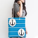 - Canta-7599-1 - Realhomes Mavi Zemin Üzerinde Çapa Desenli Dijital Baskılı Kumaş Plaj Çantası Realhomes