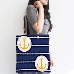 Lacivert Zemin Üzerinde Çapa Çizimli Dijital Baskılı Kumaş Plaj Çantası Realhomes