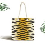 Renkli Zemin Üzerinde Gold Detaylı Geometrik Çizimli Dijital Baskılı Kumaş Plaj Çantası Realhomes