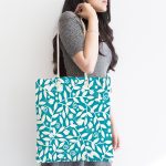 - Canta-7617-1 - Realhomes Rengarenk Zemin Üzerinde Çiçek Desenli Dijital Baskılı Kumaş Plaj Çantası Realhomes