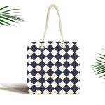 - Canta-7644 - Realhomes Beyaz Zemin Üzerinde Renkli Geometrik Çizimli Dijital Baskılı Kumaş Plaj Çantası Realhomes