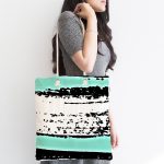 Beyaz Zemin Üzerinde Renkli Soyut Çizim Dijital Baskılı Kumaş Plaj Çantası Realhomes