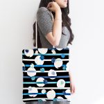 - Canta-7736-1 - Realhomes Renkli Zemin Üzerinde Renkli Puantiyeli Dijital Baskılı Kumaş Plaj Çantası Realhomes