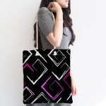 - Canta-7741-1 - Realhomes Siyah Zemin Üzerinde Renkli Geometrik Desenli Dijital Baskılı Kumaş Plaj Çantası Realhomes