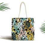 Beyaz Zemin Üzerinde Pastel Rengarenk Çiçek Desenli Dijital Baskılı Kumaş Plaj Çantası Realhomes